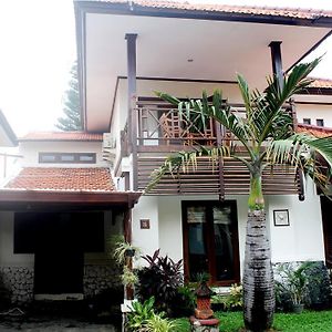 Roby'S Villa Mga Mambruk